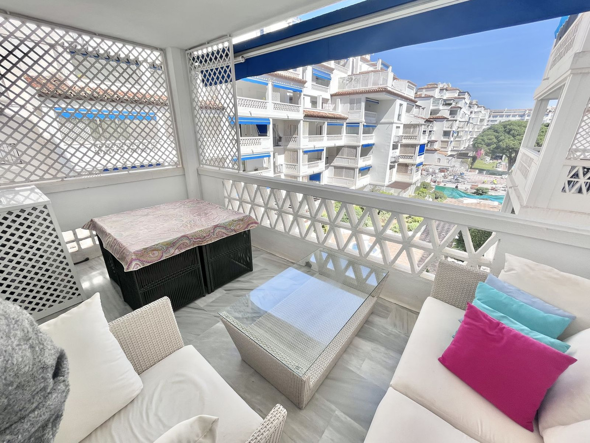 Appartement te koop in Puerto Banús | 2 slaapkamers H4312162