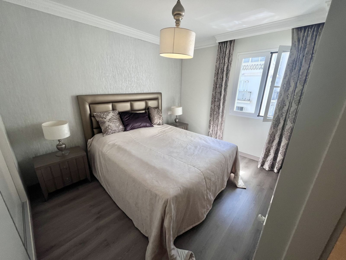 Appartement te koop in Puerto Banús | 2 slaapkamers H4312162