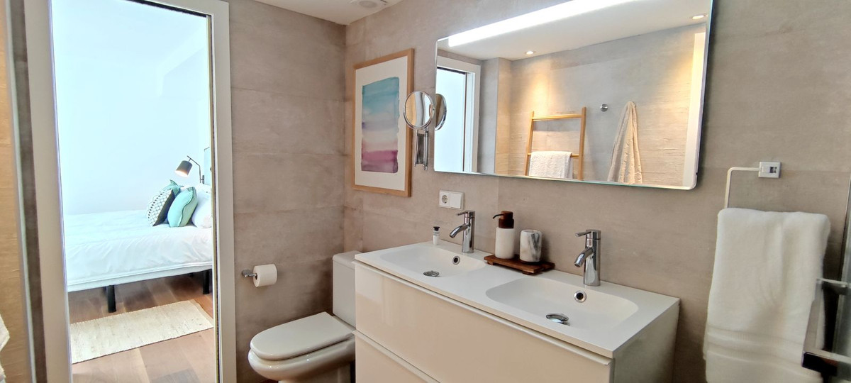 Appartement te koop in Puerto Banús | 2 slaapkamers H4353700