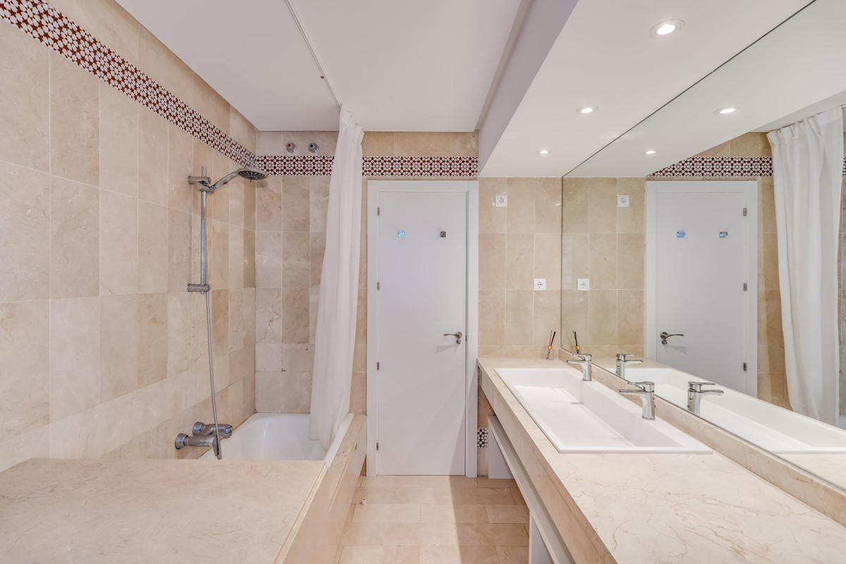 Property main view 16