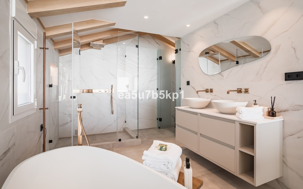 Penthouse in Puerto Banús-10