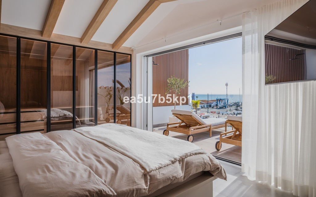Penthouse in Puerto Banús-11