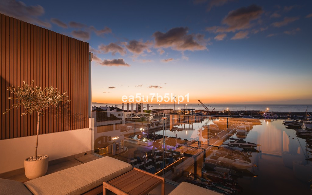 Penthouse in Puerto Banús-19