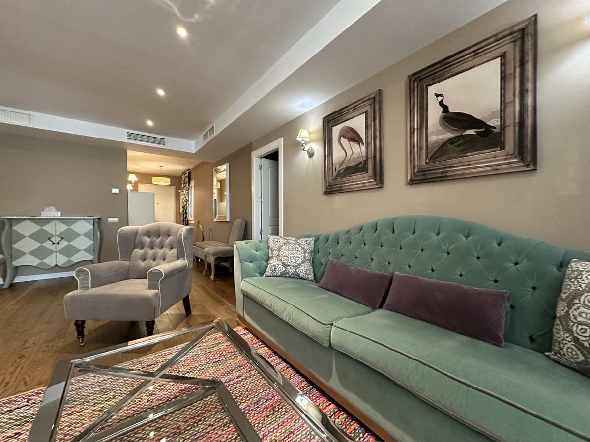 Appartement te koop in Puerto Banús | 3 slaapkamers H4588816