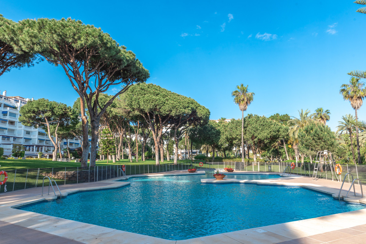 Appartement te koop in Puerto Banús | 3 slaapkamers H4588816