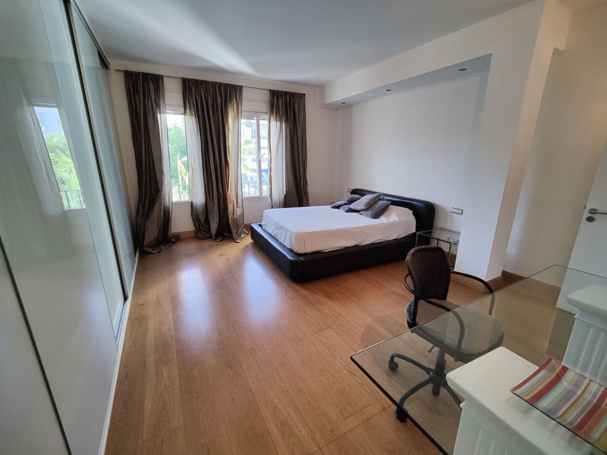 Appartement te koop in Puerto Banús | 1 slaapkamers H4688155
