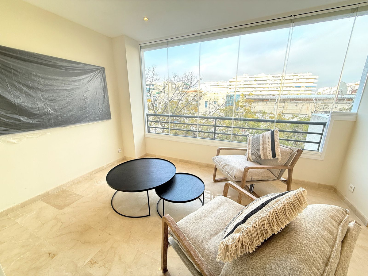 Tussenverdieping Appartement in Puerto Banús-10