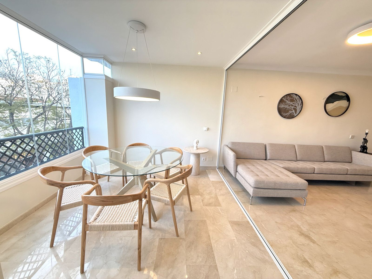 Tussenverdieping Appartement in Puerto Banús-12