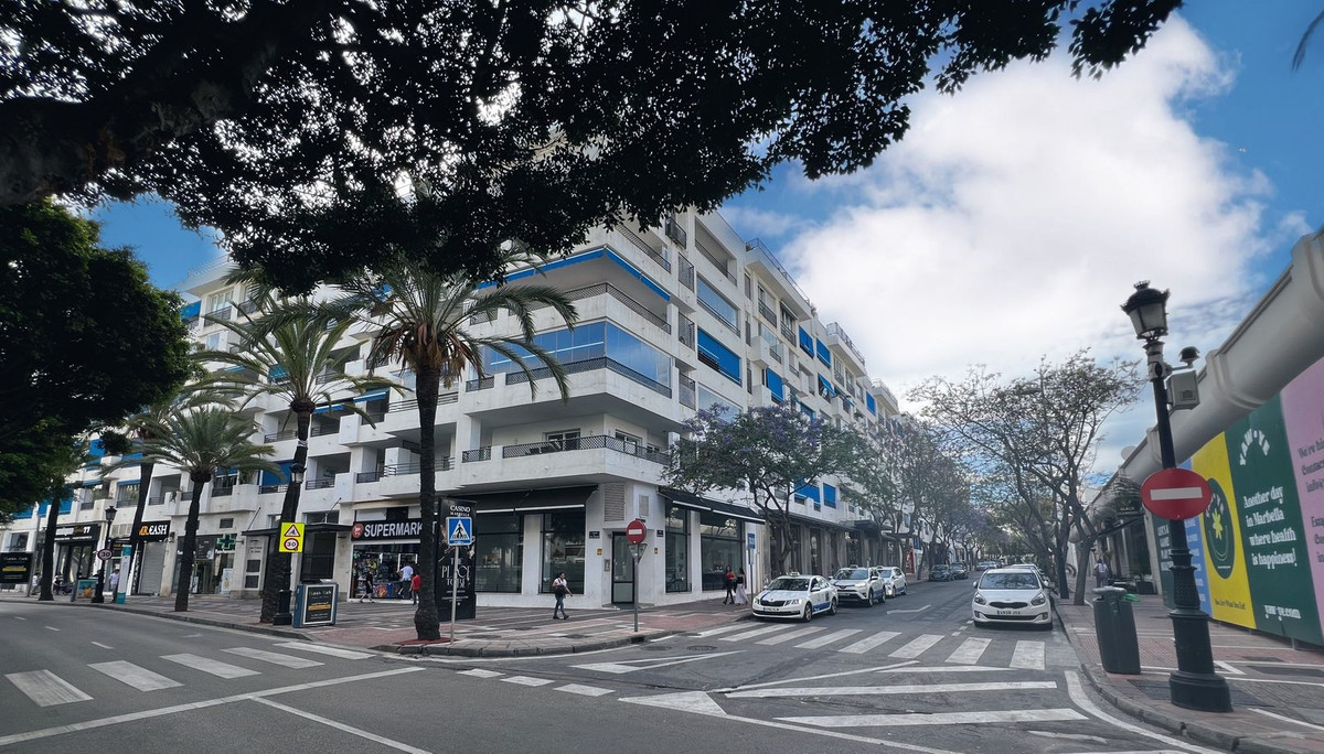Tussenverdieping Appartement in Puerto Banús-21