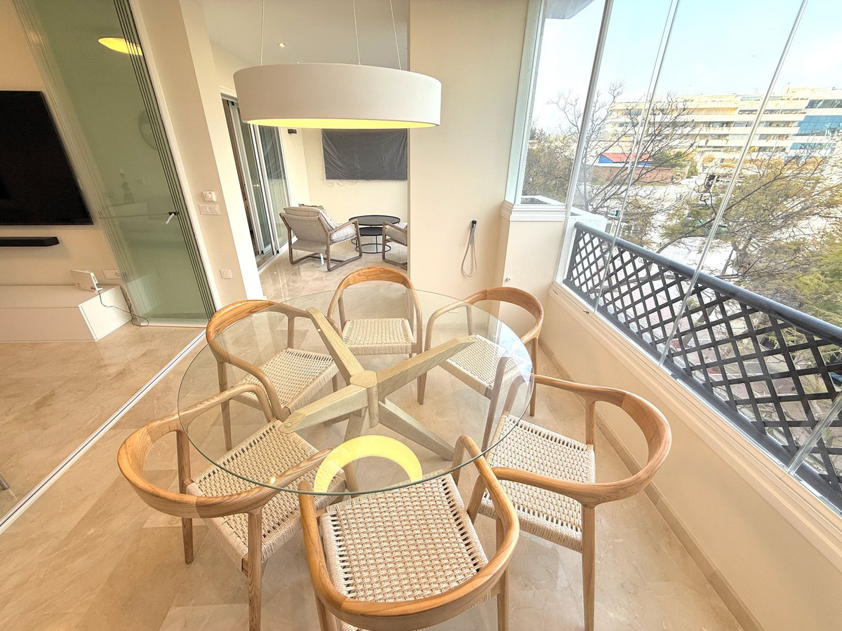 Tussenverdieping Appartement in Puerto Banús-7