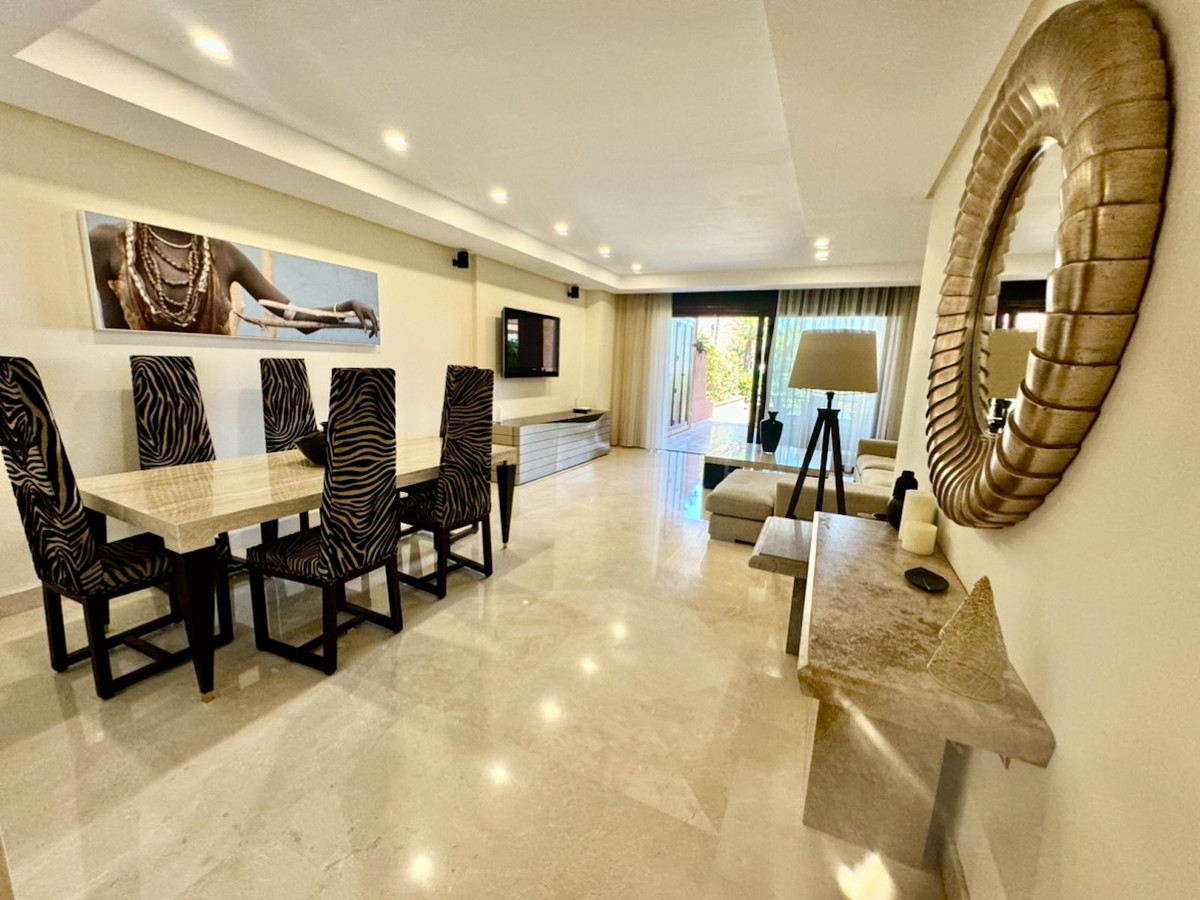 Appartement te koop in Puerto Banús | 2 slaapkamers H4789012