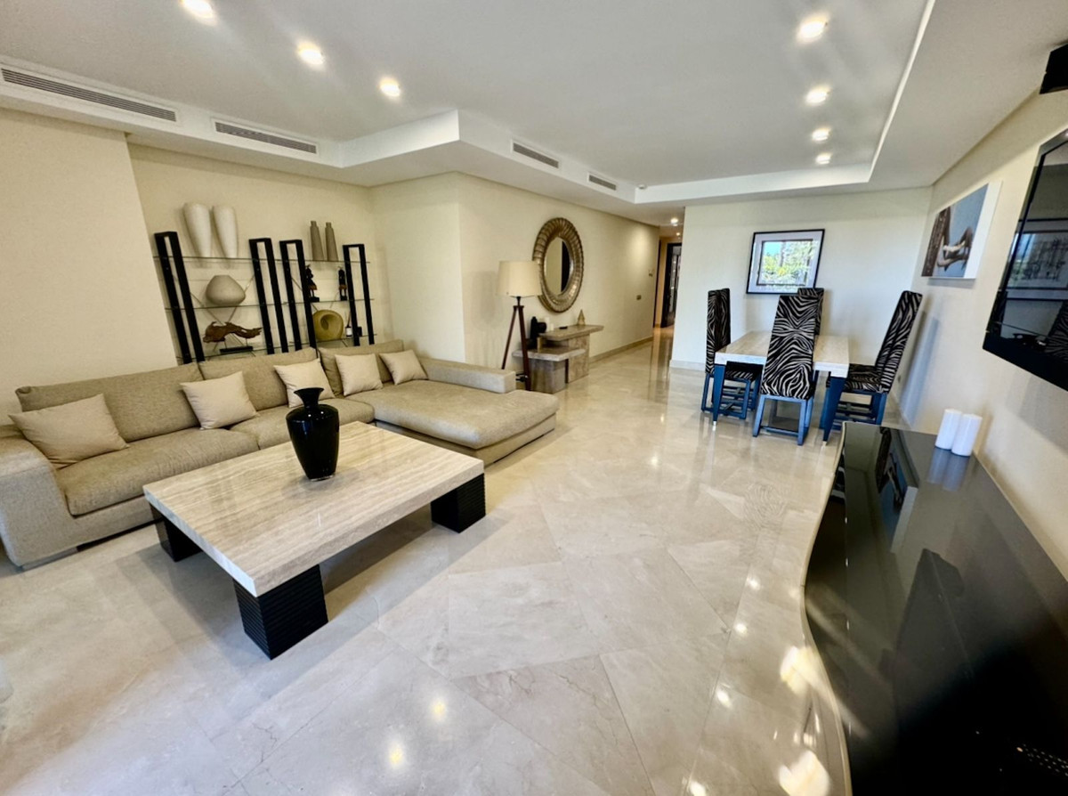 Appartement te koop in Puerto Banús | 2 slaapkamers H4789012