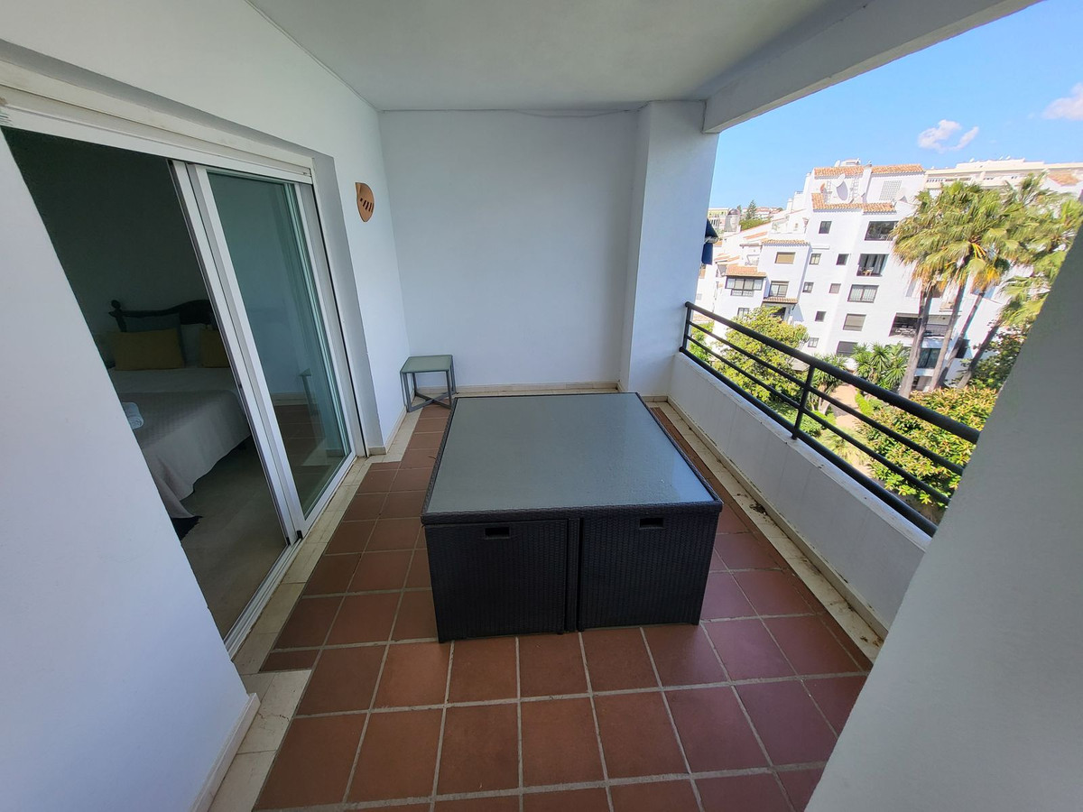 Appartement te koop in Puerto Banús | 4 slaapkamers H4791541