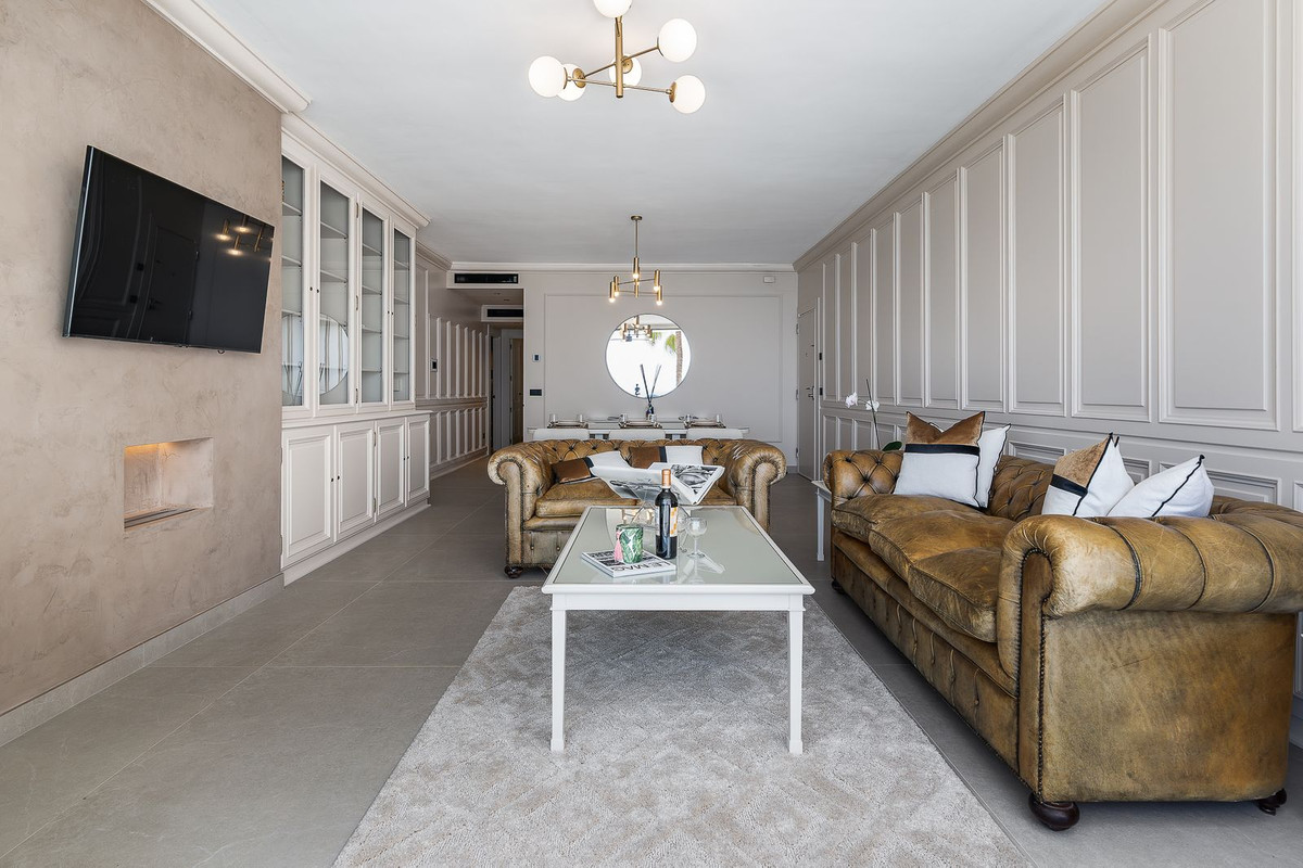 Appartement te koop in Puerto Banús | 2 slaapkamers H4804387