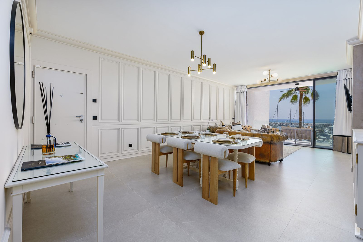 Appartement te koop in Puerto Banús | 2 slaapkamers H4804387