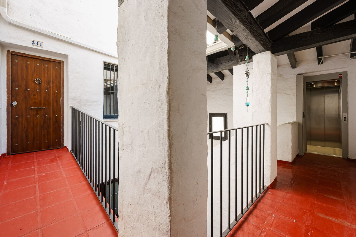 Appartement te koop in Puerto Banús | 2 slaapkamers H4804387