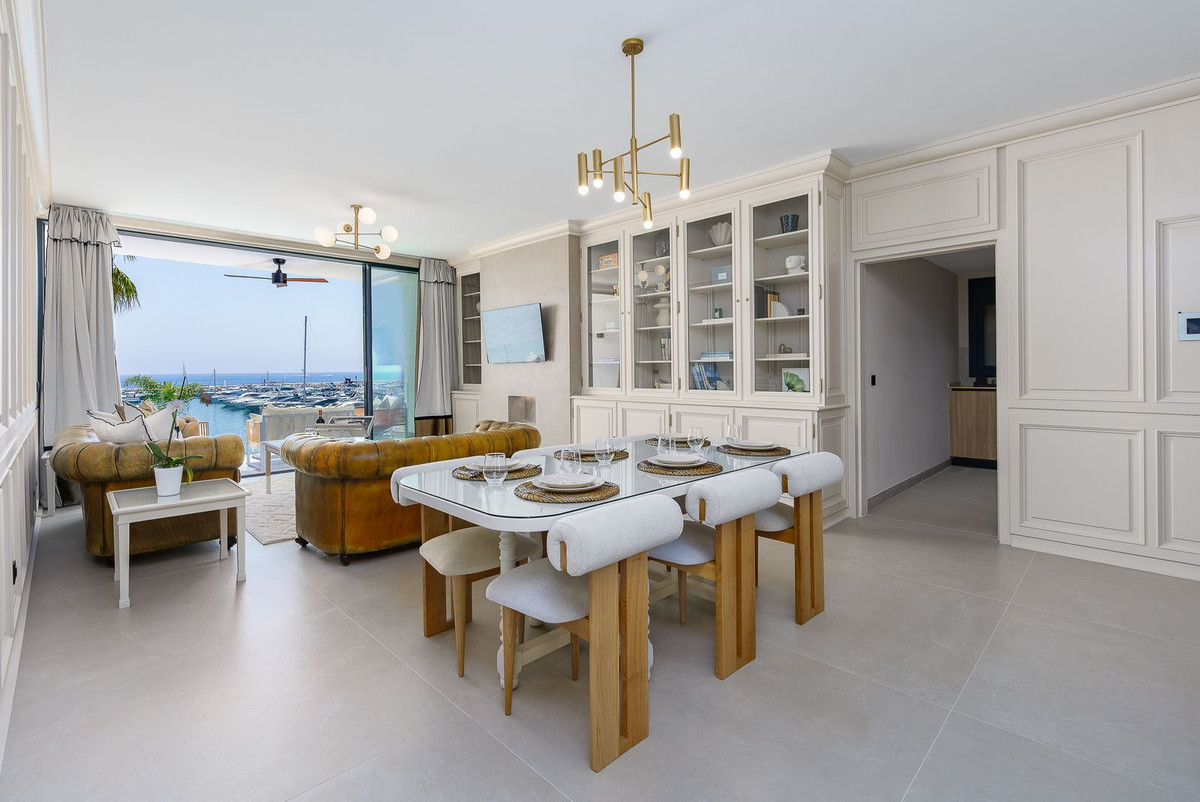 Appartement te koop in Puerto Banús | 2 slaapkamers H4804387