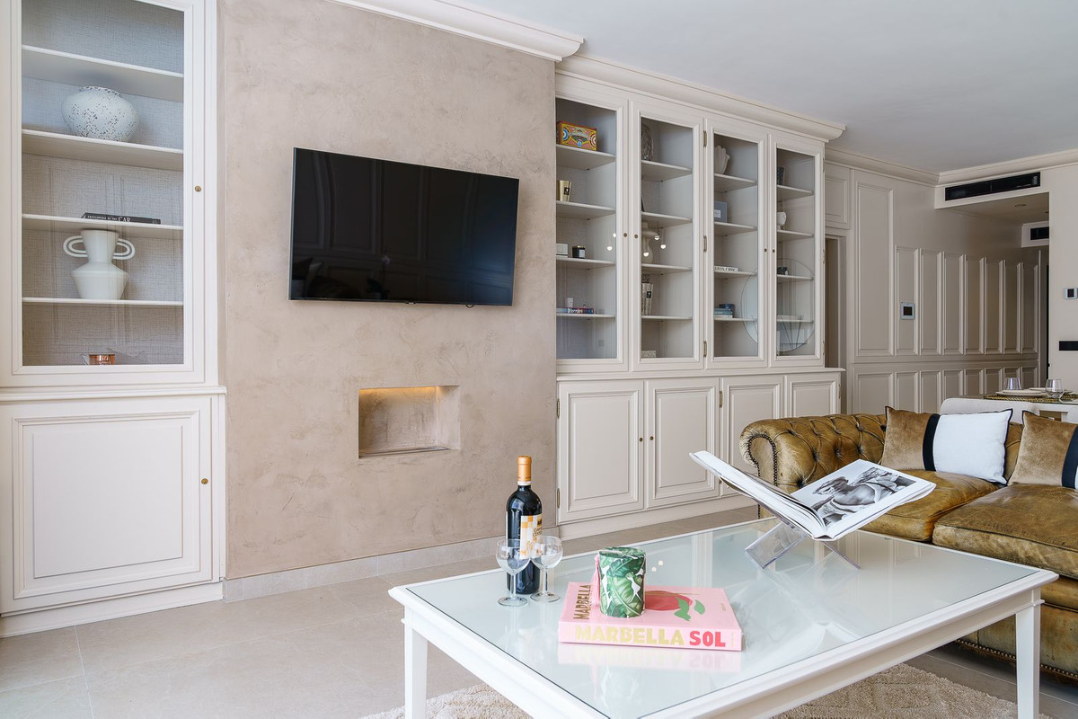 Appartement te koop in Puerto Banús | 2 slaapkamers H4804387
