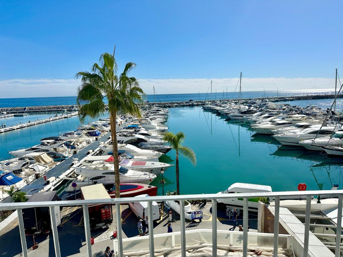 Penthouse in Puerto Banús-19