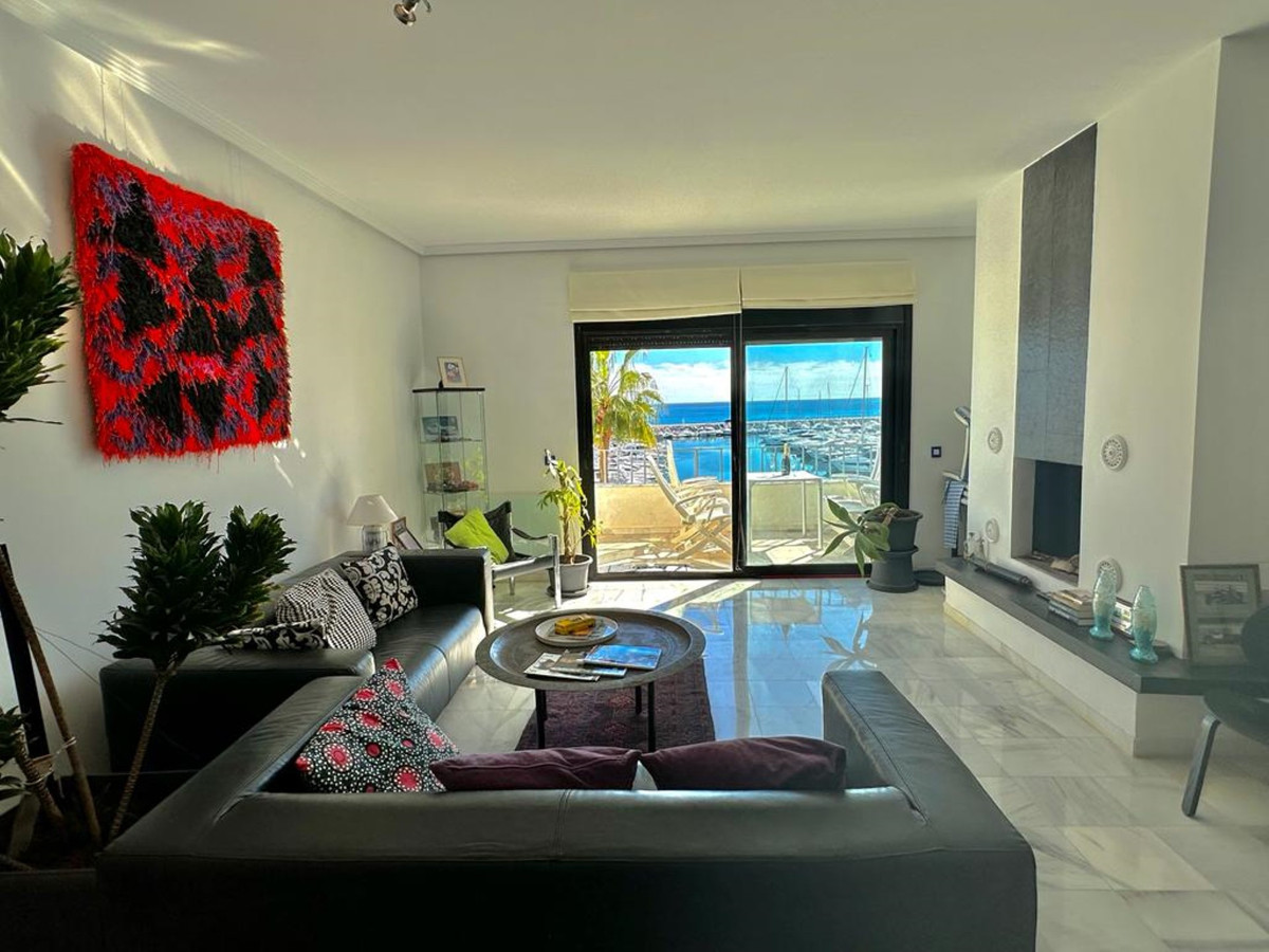 Penthouse in Puerto Banús-7