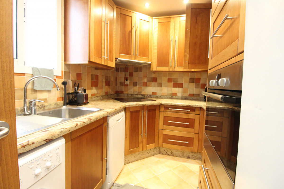 Tussenverdieping Appartement in Puerto Banús-7