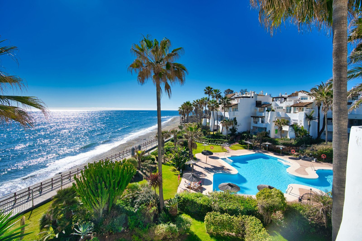 Apartment for sale in Puerto Banús | 3 bedrooms H4888774