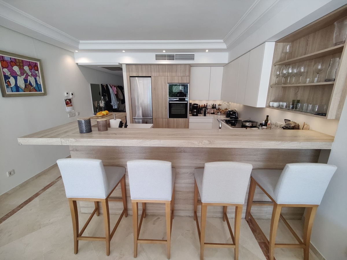 Apartment for sale in Puerto Banús | 3 bedrooms H4888774