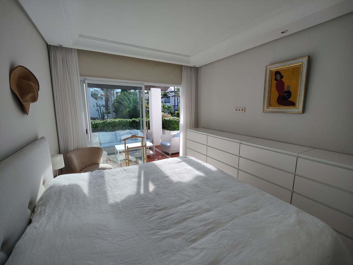 Apartment for sale in Puerto Banús | 3 bedrooms H4888774