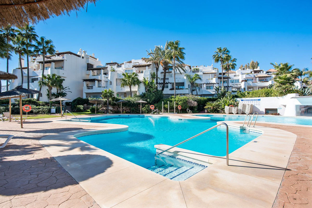 Apartment for sale in Puerto Banús | 3 bedrooms H4888774