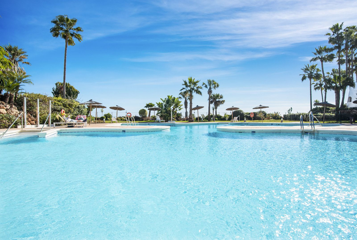 Apartment for sale in Puerto Banús | 3 bedrooms H4888774