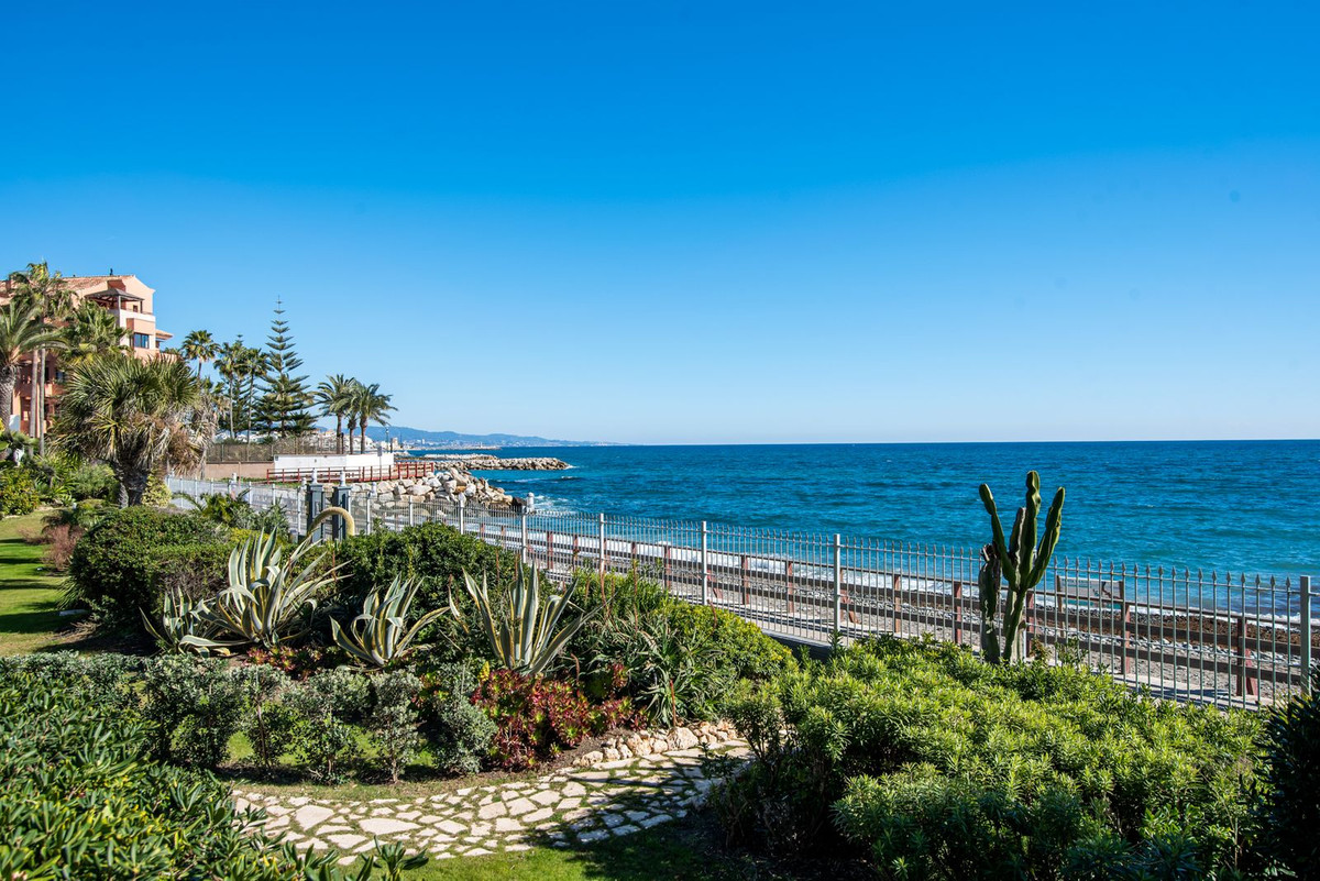 Apartment for sale in Puerto Banús | 3 bedrooms H4888774