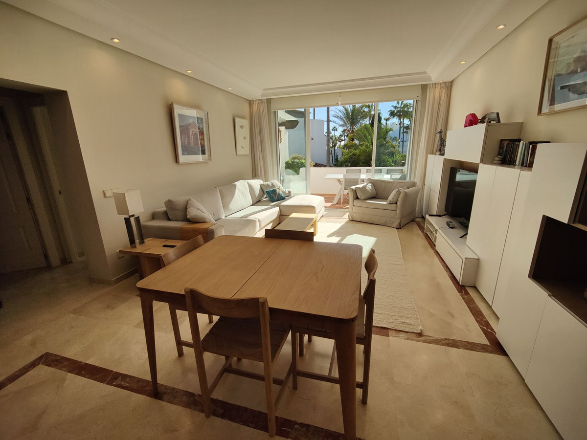 Apartment for sale in Puerto Banús | 3 bedrooms H4888774