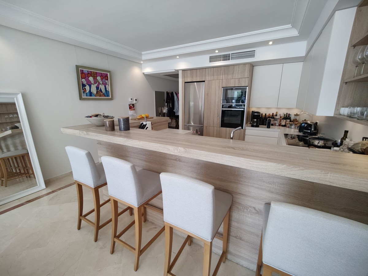 Apartment for sale in Puerto Banús | 3 bedrooms H4888774