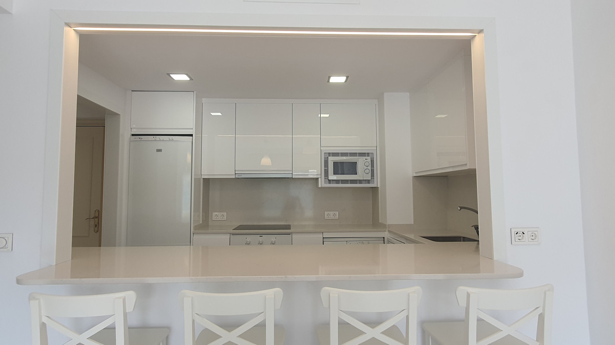 Tussenverdieping Appartement in Puerto Banús-2