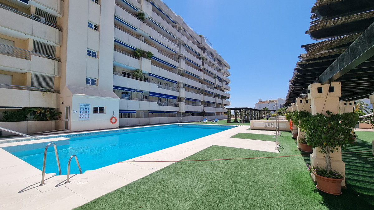 Tussenverdieping Appartement in Puerto Banús-21