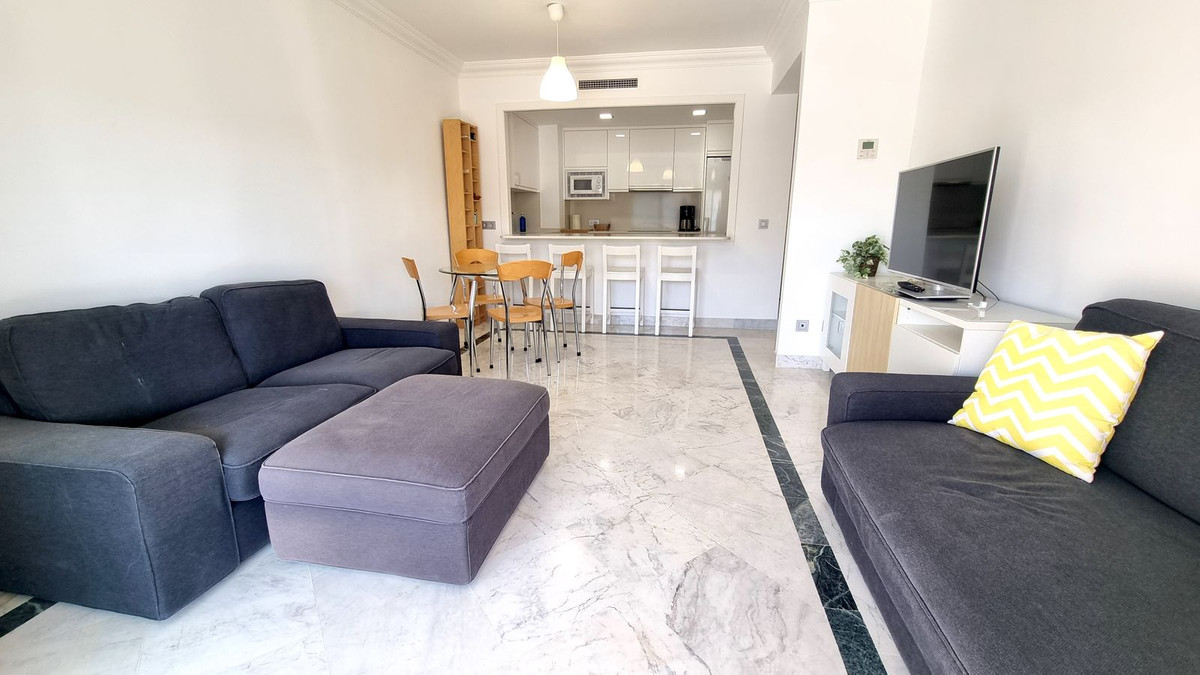Tussenverdieping Appartement in Puerto Banús-5