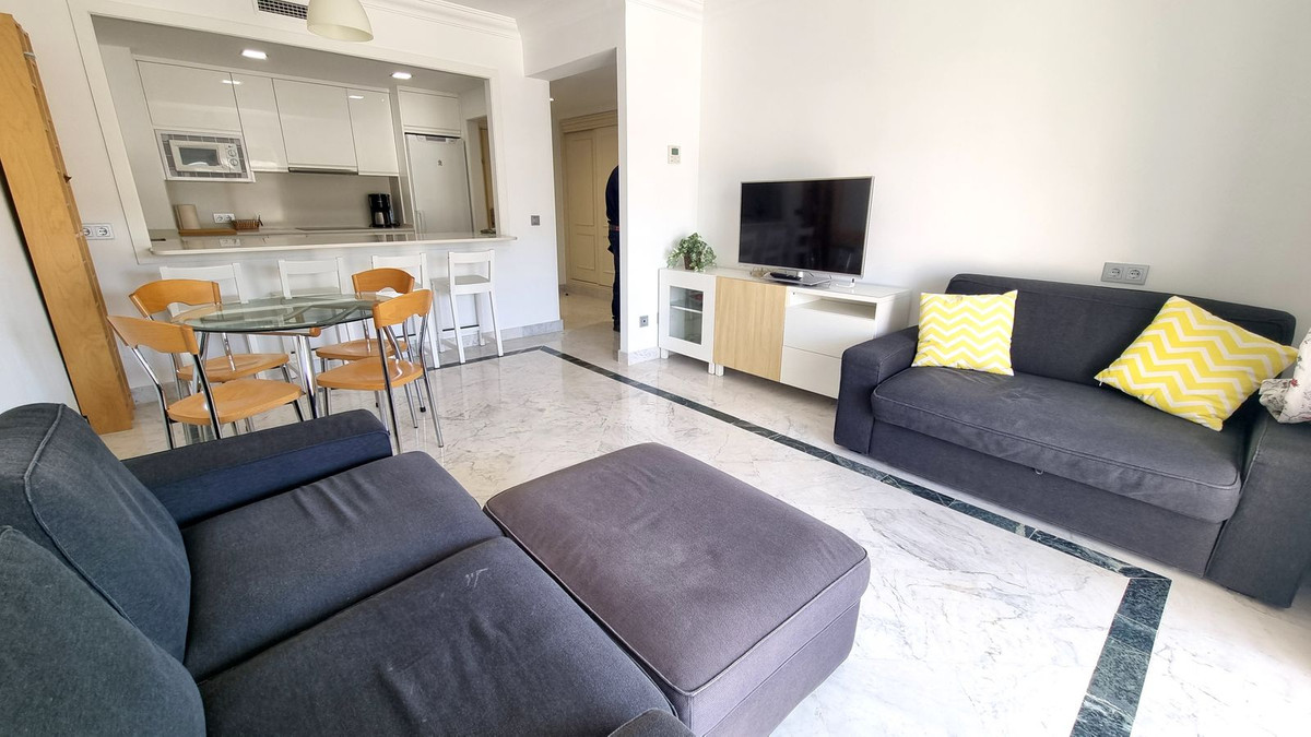 Tussenverdieping Appartement in Puerto Banús-6