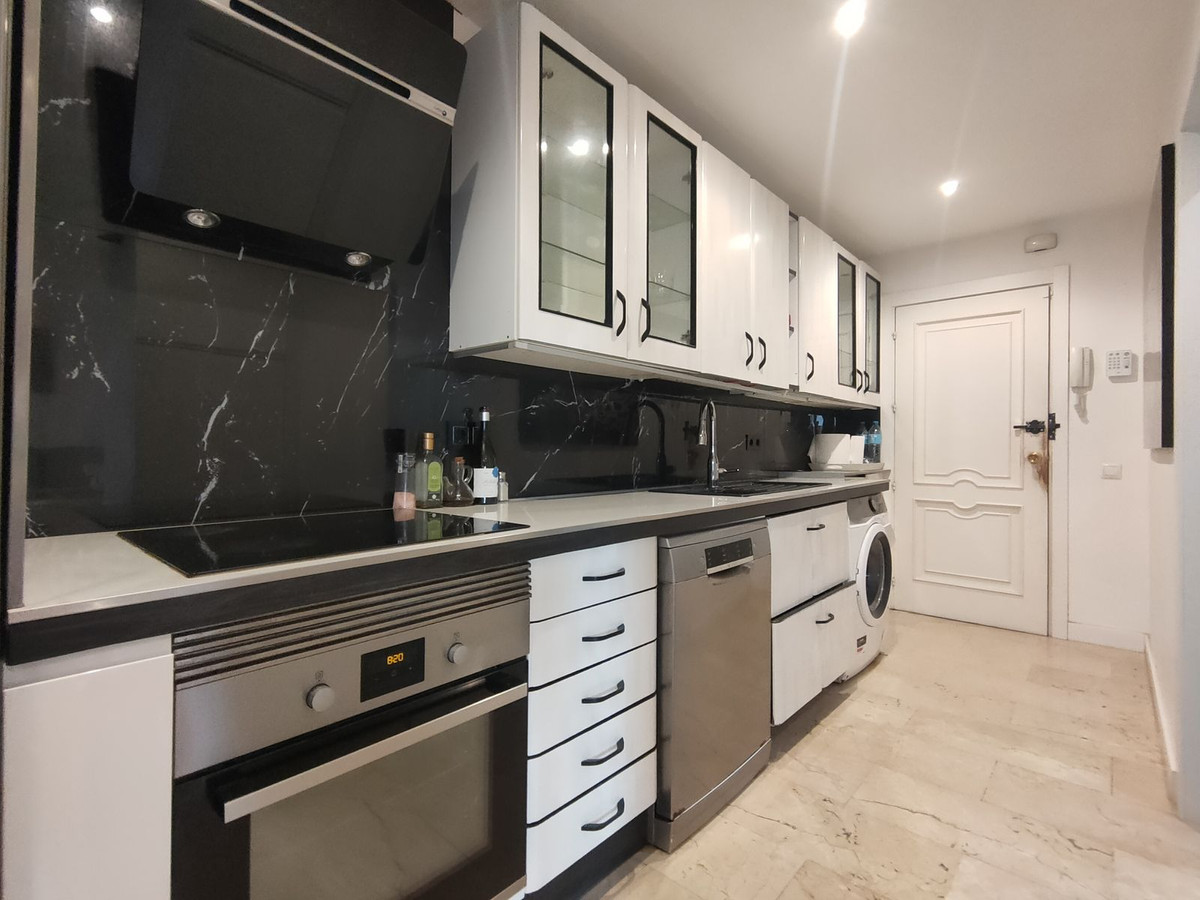 Appartement te koop in Puerto Banús | 2 slaapkamers H4934320