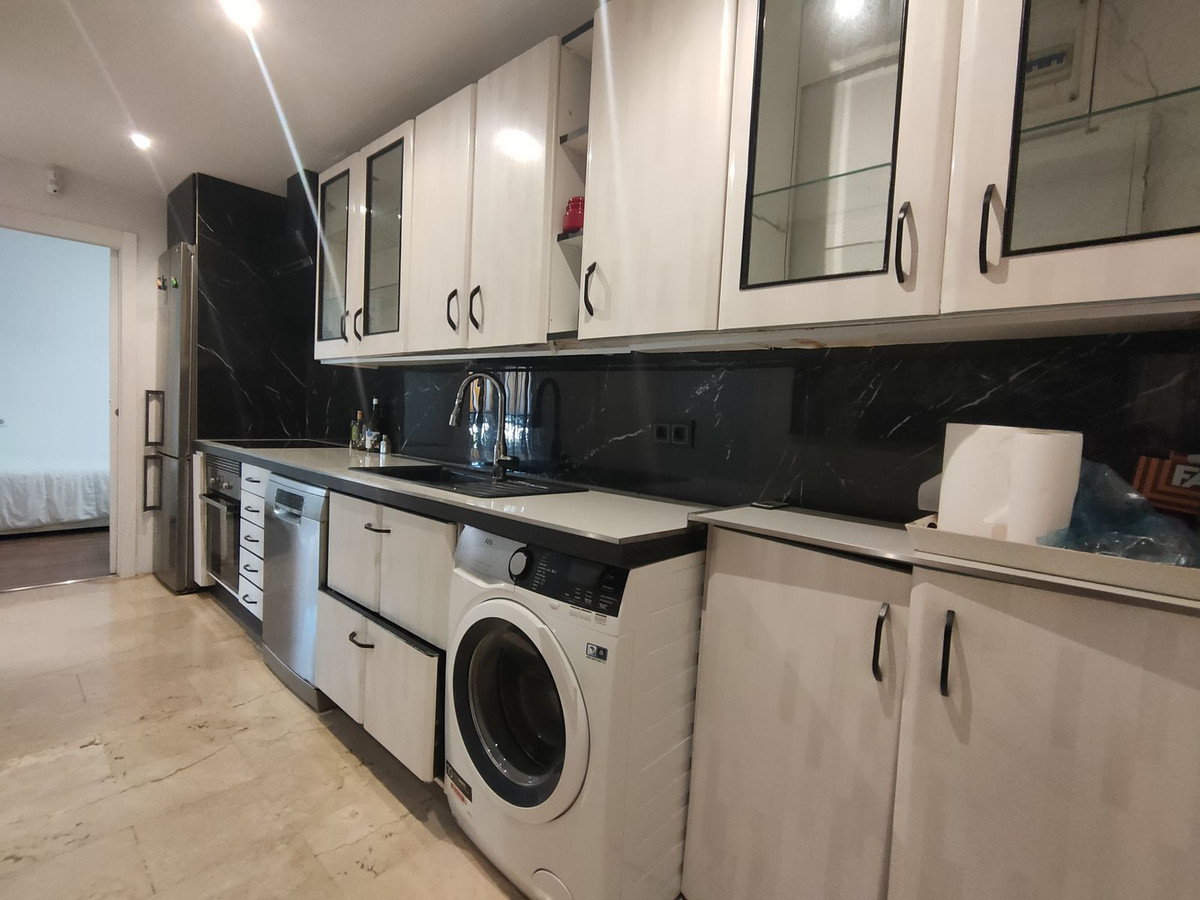 Appartement te koop in Puerto Banús | 2 slaapkamers H4934320