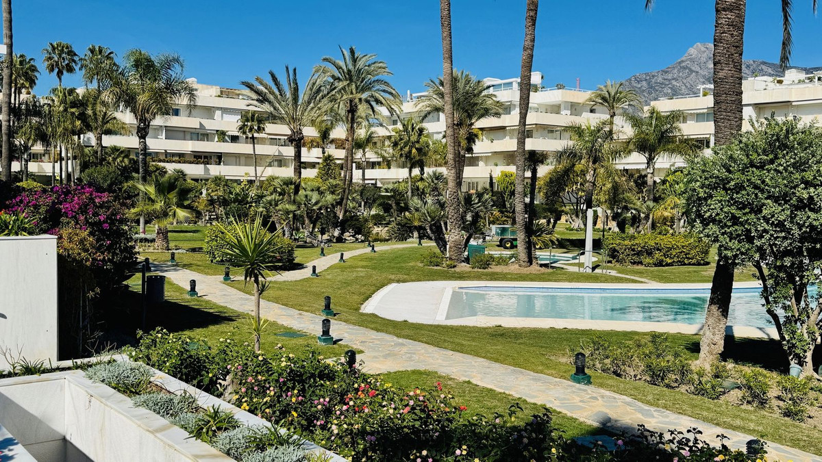 Tussenverdieping Appartement in Puerto Banús-11