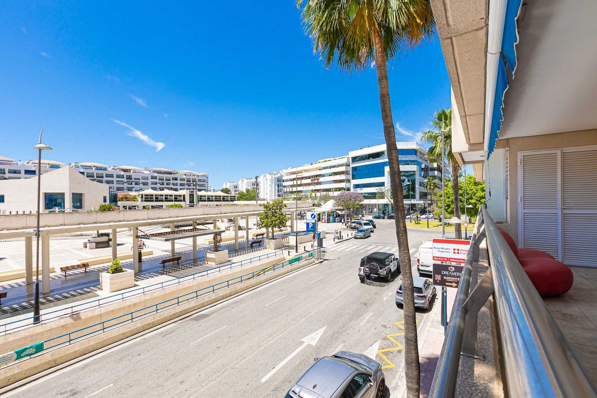 Tussenverdieping Appartement in Puerto Banús-15