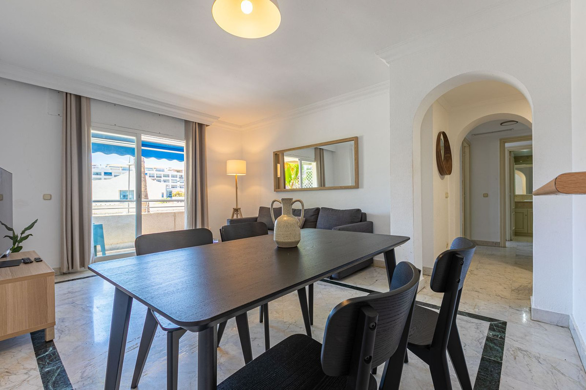 Tussenverdieping Appartement in Puerto Banús-5