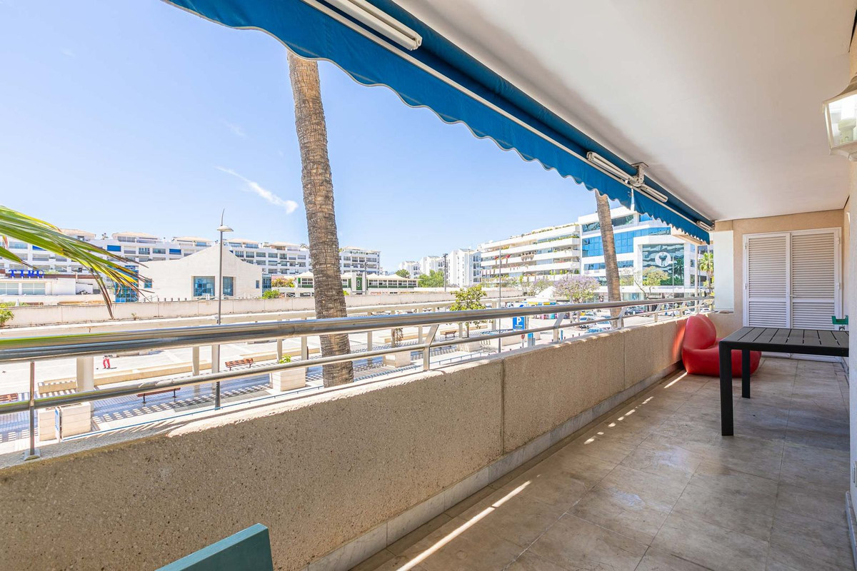 Tussenverdieping Appartement in Puerto Banús-6