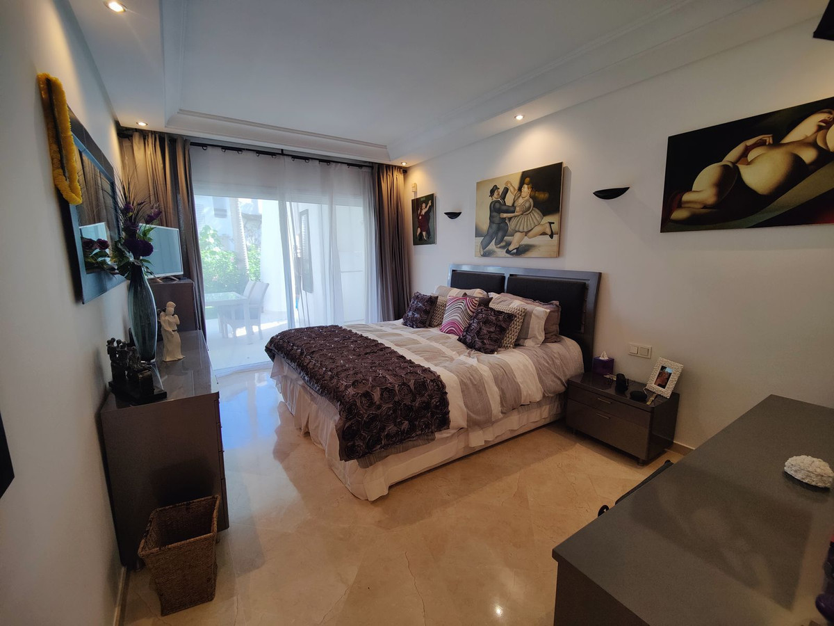 Appartement te koop in Puerto Banús | 2 slaapkamers H4974370