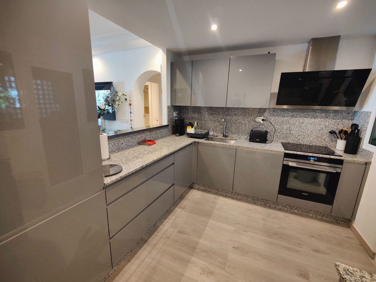Appartement te koop in Puerto Banús | 2 slaapkamers H4974370