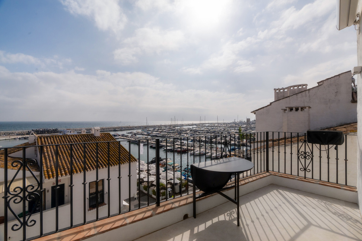 Penthouse in Puerto Banús-18