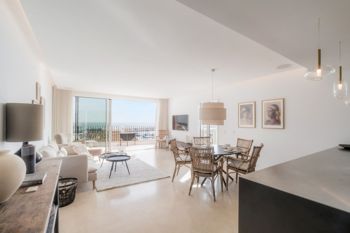 Penthouse in Puerto Banús-5
