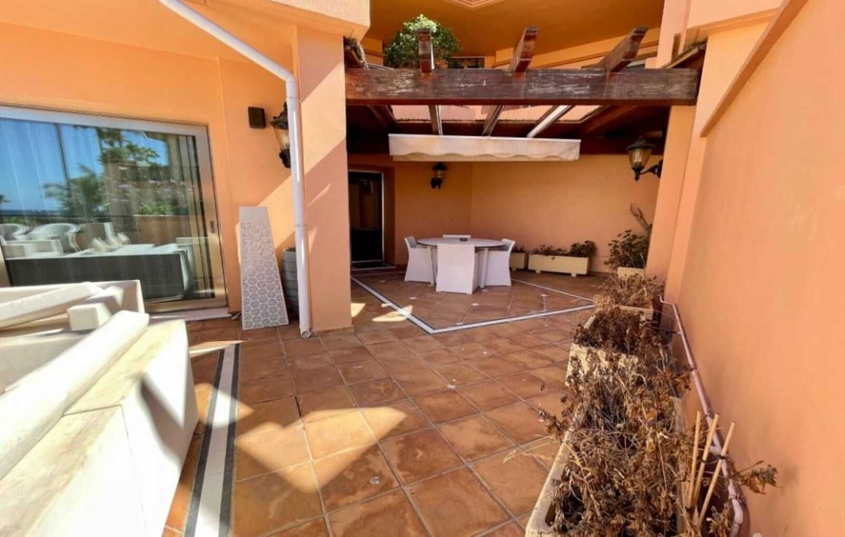 Tussenverdieping Appartement in Puerto Banús-10