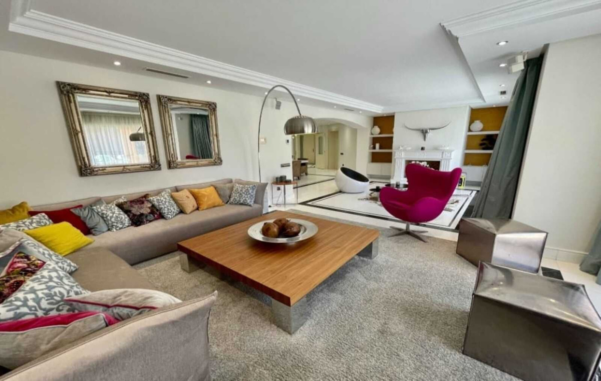 Tussenverdieping Appartement in Puerto Banús-2