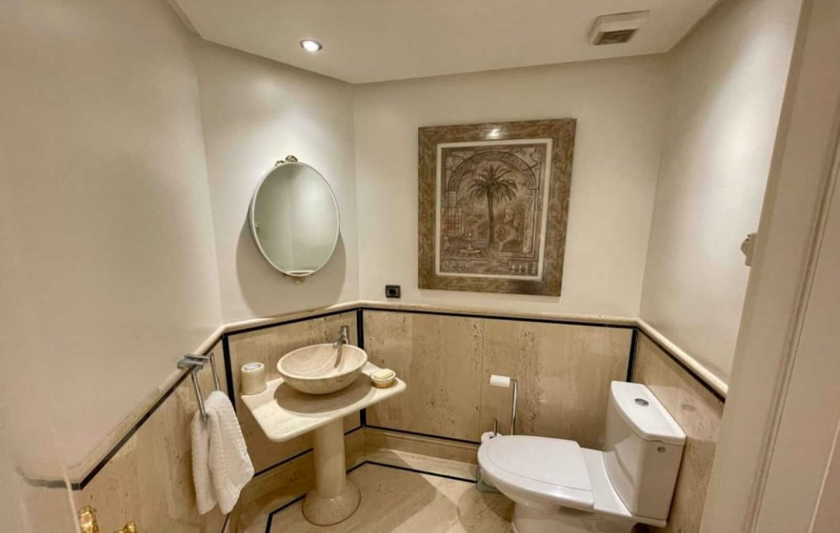 Tussenverdieping Appartement in Puerto Banús-21